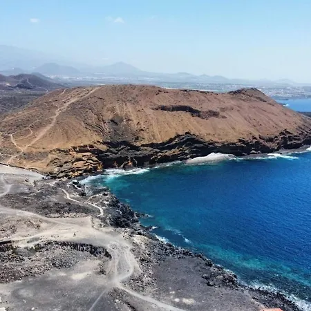 Sea View Studio, With Piscina And Wifi,100M From The Ocean,Tenerife South * Costa del Silencio